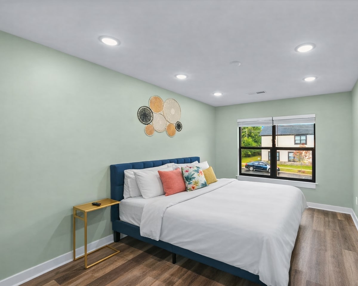 The Charlotte Townhouse, bedroom