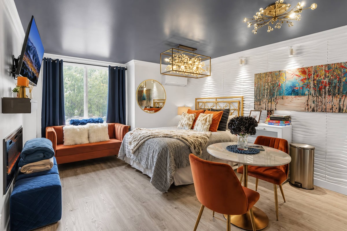 The Park City Studio, studio living and sleeping area