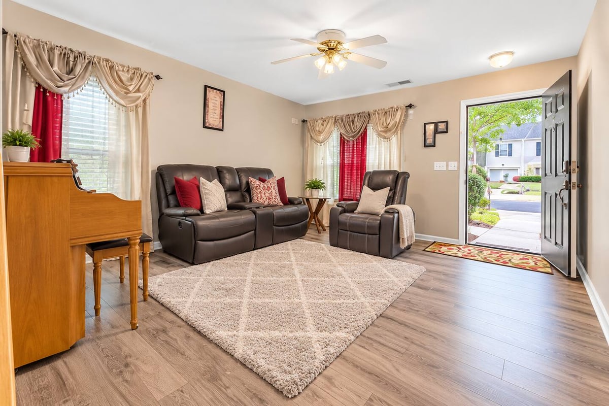 Charlotte Family Retreat, living room